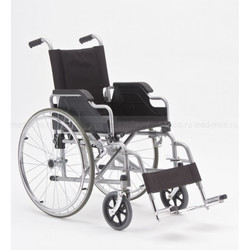 Кресло-коляска механическая стальная FS909 (B)