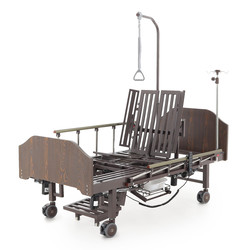 Кровать медицинская с туалетом для лежачих больных YG-3 (МЕ-5228Н-13) ЛДСП Венге